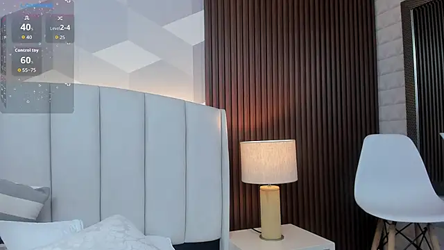 Julietasantos   online show from February 23, 6:18 pm