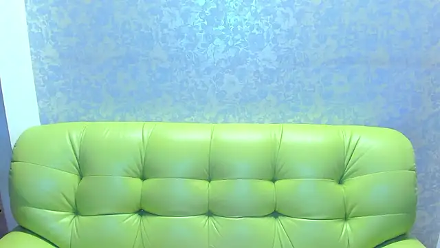 Vanessa Florence online show from February 6, 1:20 am