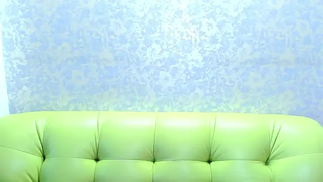 Vanessa Florence online show from July 29, 1:16 am