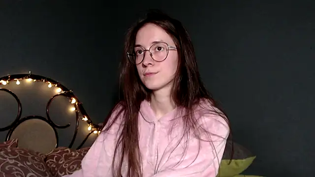 wow  kelly online show from September 29, 2:33 pm