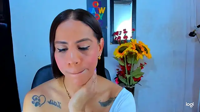 juanblakbigcock online show from June 11, 3:31 pm