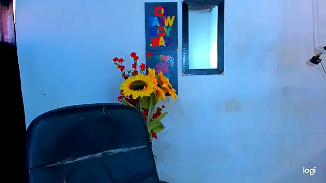 juanblakbigcock online show from July 14, 3:38 pm