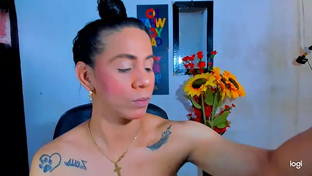 juanblakbigcock online show from June 19, 3:04 pm