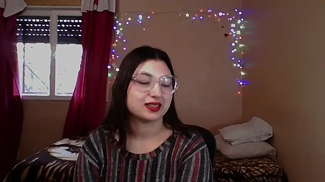 imsohornydacom online show from June 4, 5:39 pm