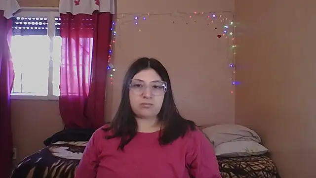 imsohornydacom online show from June 19, 5:49 pm