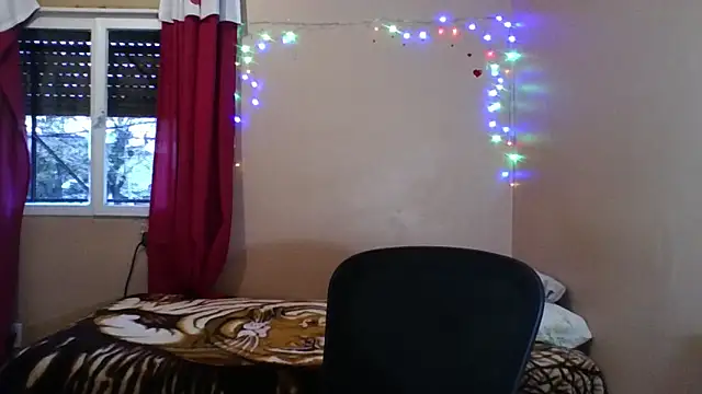 imsohornydacom online show from May 15, 8:44 pm