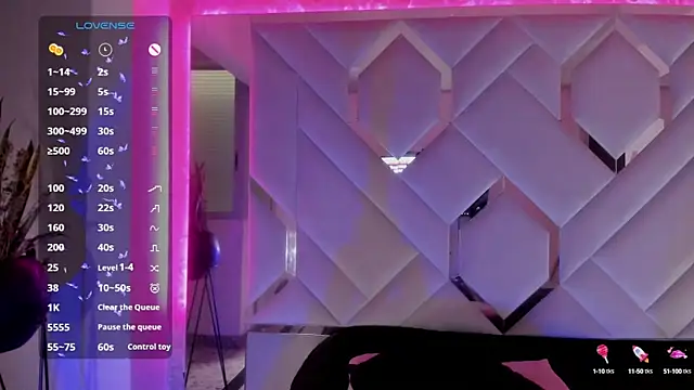 Snapshot of Sara_Foxx1 chatting on September 14, 8:29 pm Sara Foxx1 online show from September 14, 8:29 pm