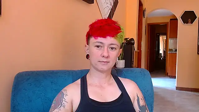 tomboyblue online show from August 3, 6:02 pm