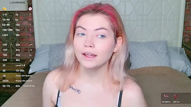 Lisa Adam online show from January 13, 6:12 pm