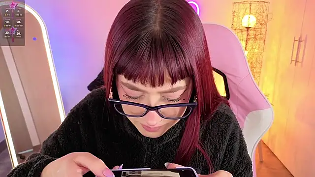 violet ch online show from June 20, 8:23 pm