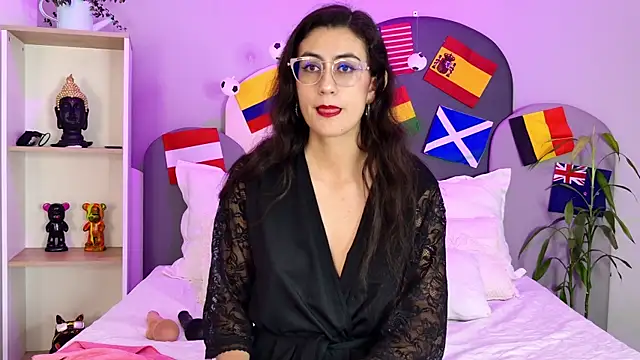 SophieGomez22 online show from July 12, 12:06 pm