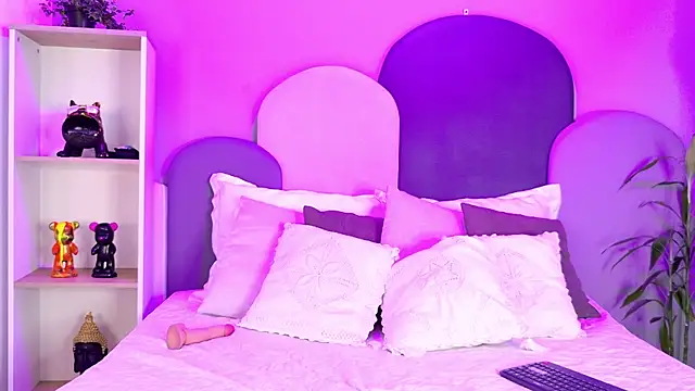 SophieGomez22 online show from April 30, 6:02 pm