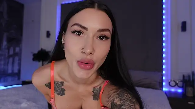 mila blvck online show from October 1, 9:36 am