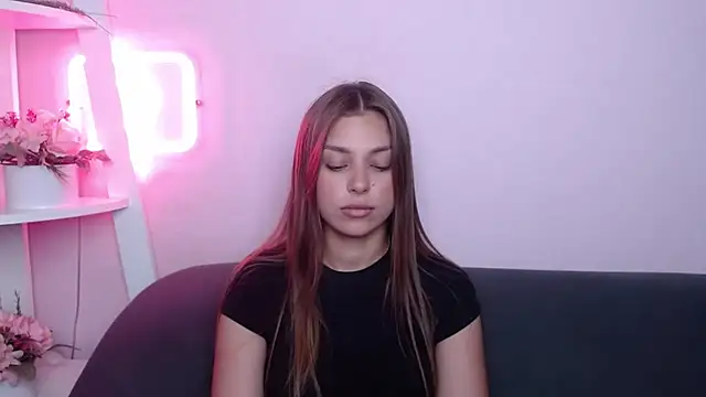 MilanaAngelAs online show from July 20, 5:21 am