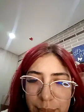 Rousse Collinss online show from November 8, 4:06 am