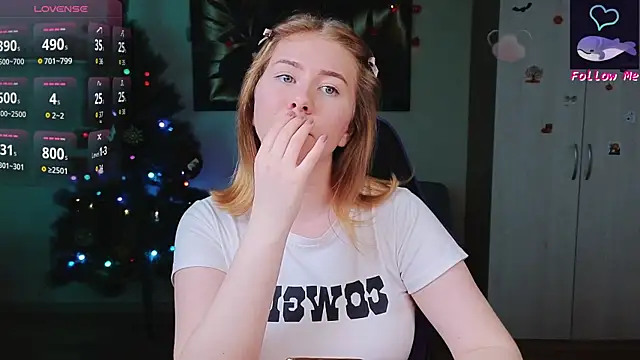 D0nna  online show from December 1, 11:40 pm