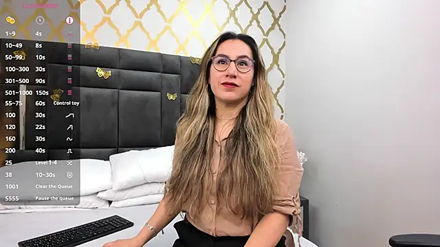 RubbyTaylor online show from October 20, 12:41 pm