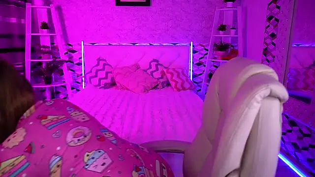GabbieJay online show from April 28, 1:04 pm