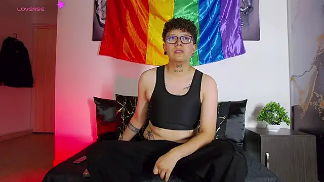 alex noa online show from June 18, 7:30 pm