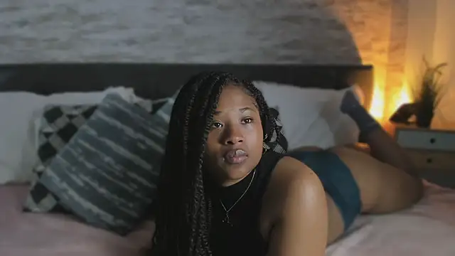 Anneth  M online show from February 11, 7:48 pm