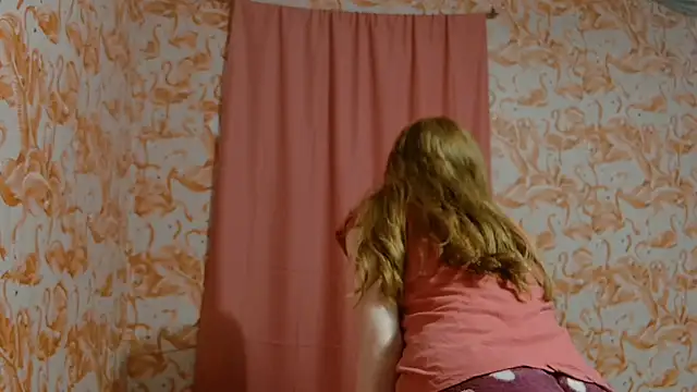 strawberrysmoothie online show from September 25, 3:05 am