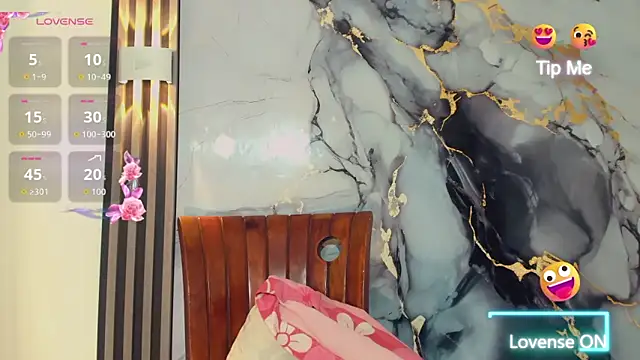 khiara moretti online show from February 9, 11:34 am