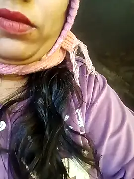 Cute Sonam  online show from January 16, 4:41 am