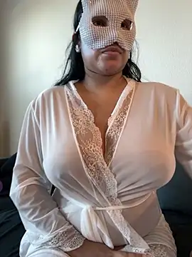 Snapshot of Blzsugar chatting on October 12, 10:23 pm Blzsugar online show from October 12, 10:23 pm