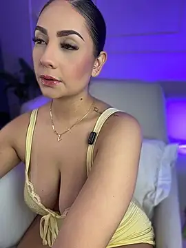 GabriellaFerrer online show from June 26, 10:49 am