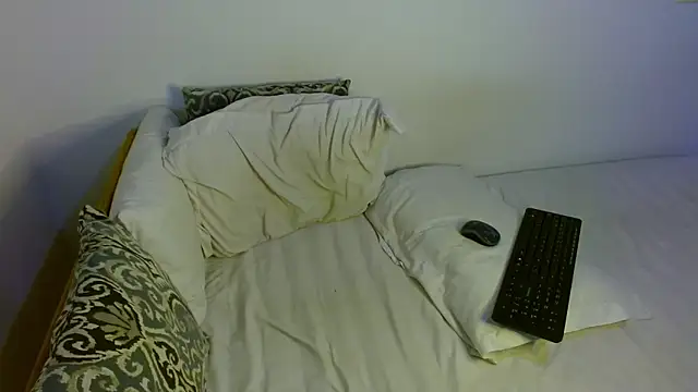 samanta r  online show from September 25, 3:44 pm