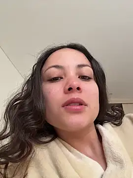 Megan Rodrigo online show from June 22, 12:46 pm