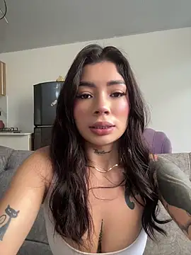 Roxanne 08 online show from June 27, 4:57 pm