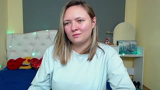 SallyVerda online show from December 3, 7:49 pm