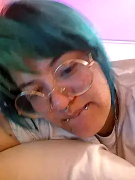 lucky-leah online show from June 11, 3:47 am