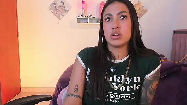 Kayla foxxy online show from June 14, 2:24 am