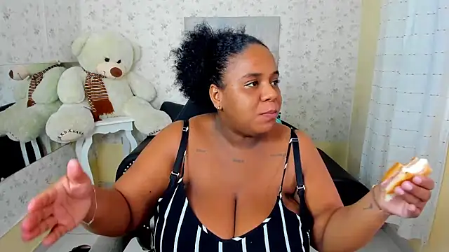 bbw charlote online show from April 23, 12:29 pm