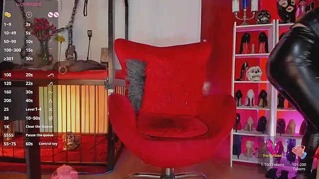 MistressAndre online show from December 17, 8:57 pm