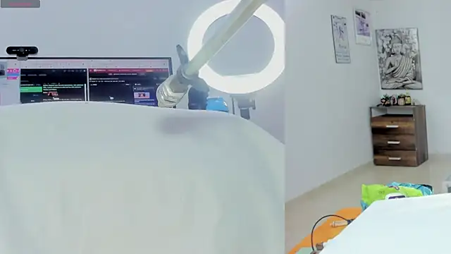 Daki Ume  online show from July 9, 3:20 am