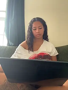 AshleyLoveee online show from February 18, 4:17 pm