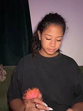 AshleyLoveee online show from April 30, 12:16 am