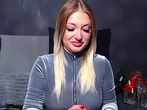 GodessJulia online show from May 3, 7:56 am