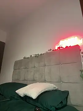 haileyhope  online show from March 28, 10:52 pm