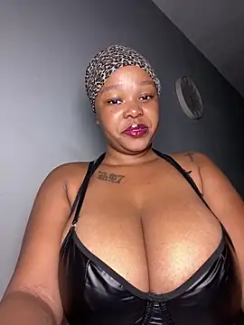 Mandy-101 online show from February 27, 5:18 am