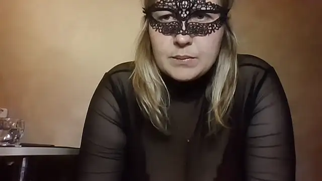 Rose Lori online show from June 17, 10:00 pm