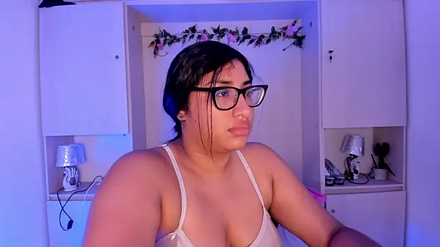 CANDYGABYY online show from July 10, 8:31 pm