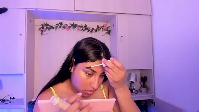 CANDYGABYY online show from July 7, 8:00 pm