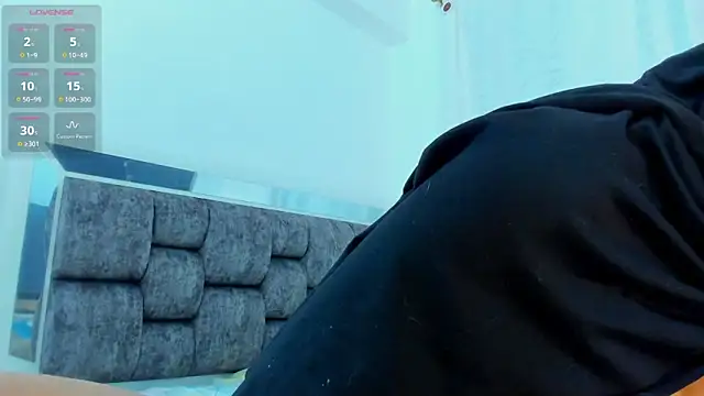 amira nazer online show from October 4, 2:06 am