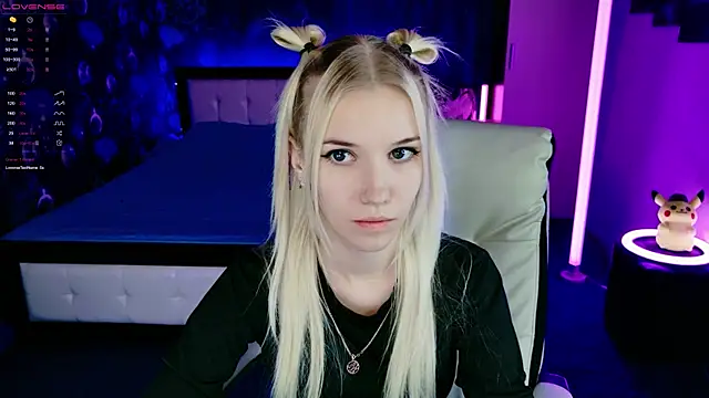 ShhhO O online show from December 1, 4:53 pm