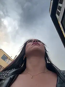 victoria cooper3 online show from February 5, 11:46 am