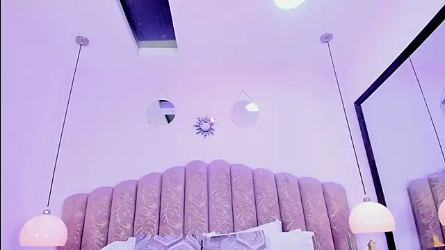 victoria cooper3 online show from March 14, 1:01 pm